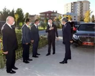 Son Dakika | İçişleri Bakan Yardımcısı Erdil, Van'daki çalışmalarla ilgili bilgi aldı Son Dakika | İçişleri Bakan Yardımcısı Erdil, Van'daki çalışmalarla ilgili bilgi aldı