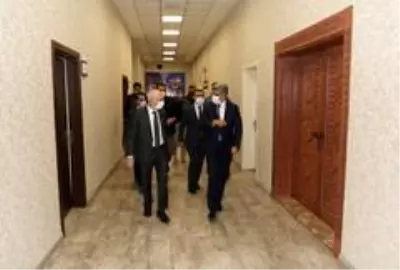 Son Dakika | İçişleri Bakan Yardımcısı Erdil, Van'daki çalışmalarla ilgili bilgi aldı Son Dakika | İçişleri Bakan Yardımcısı Erdil, Van'daki çalışmalarla ilgili bilgi aldı