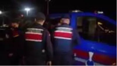 İki kişinin öldüğü silahlı kavgada tutuklu sayısı 2'ye yükseldi İki kişinin öldüğü silahlı kavgada tutuklu sayısı 2'ye yükseldi