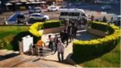 İnsan tacirlerinden 8'i tutuklandı İnsan tacirlerinden 8'i tutuklandı