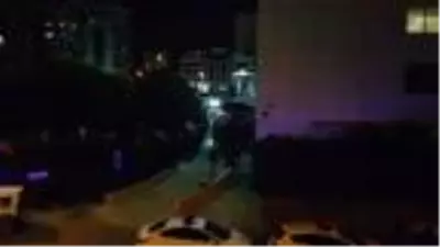 İzmir'de silahlı kavga: 1 ölü, 1 yaralı İzmir'de silahlı kavga: 1 ölü, 1 yaralı