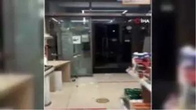 Joker kılığına giren adam eğlendireyim derken sinirlendirdi Joker kılığına giren adam eğlendireyim derken sinirlendirdi