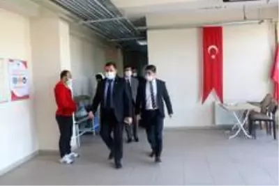 Kabakçı, tesis ziyaretlerine devam ediyor Kabakçı, tesis ziyaretlerine devam ediyor