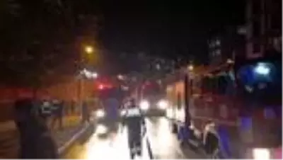 Son dakika haberi! Kocaeli'de mobilya atölyesinde çıkan yangında mahsur kalan kadın kurtarıldı Son dakika haberi! Kocaeli'de mobilya atölyesinde çıkan yangında mahsur kalan kadın kurtarıldı
