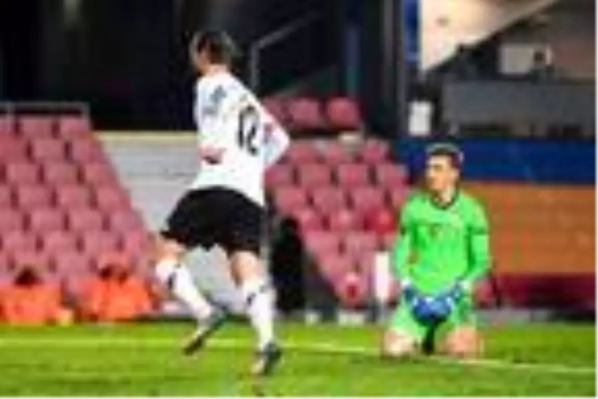 Lille'den Yusuf Yazıcı'ya videolu tebrik