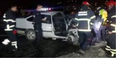 Son dakika haberi... Kocaeli'de otomobil hafif ticari araçla çarpıştı: 1'i ağır 2 yaralı Son dakika haberi... Kocaeli'de otomobil hafif ticari araçla çarpıştı: 1'i ağır 2 yaralı