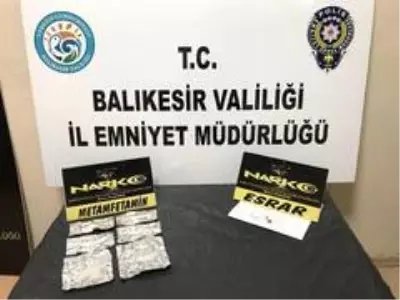 Polisten uyuşturucu operasyonunda 10 şüpheli şahsı yakaladı Polisten uyuşturucu operasyonunda 10 şüpheli şahsı yakaladı