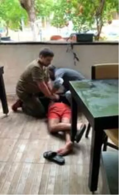 Rus Otel sahibi ek süre isteyen kiracısını, turistlerin gözü önünde darp etti iddiası Rus Otel sahibi ek süre isteyen kiracısını, turistlerin gözü önünde darp etti iddiası
