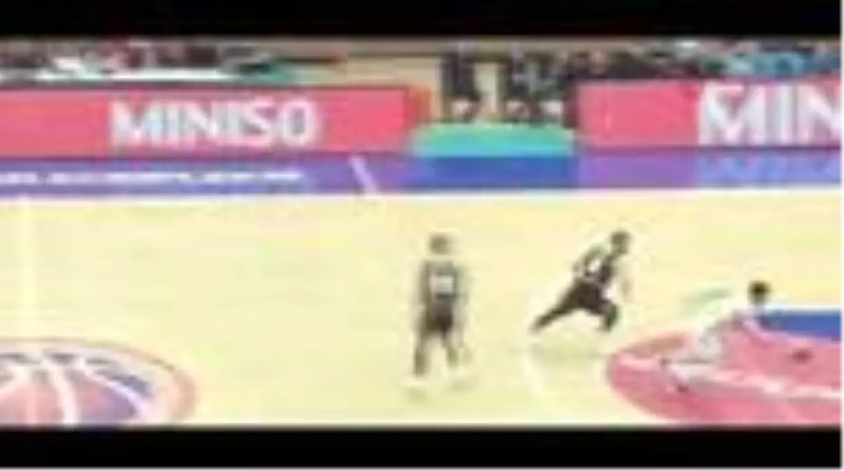 Sebo Göndür'den basket şov