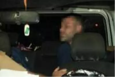 Son dakika haberi... Ses bombası attıkları sırada polise denk gelen şüpheliler yakayı ele verdi Son dakika haberi... Ses bombası attıkları sırada polise denk gelen şüpheliler yakayı ele verdi