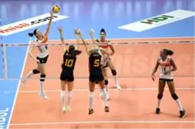 Sultanlar Ligi: Galatasaray HDI Sigorta: 3 - Eczacıbaşı VitrA: 2 Sultanlar Ligi: Galatasaray HDI Sigorta: 3 - Eczacıbaşı VitrA: 2