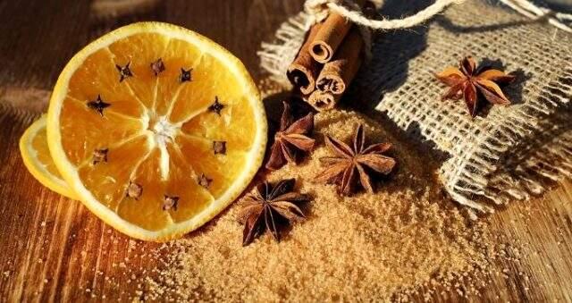 Tarçının faydaları nelerdir? Tarçın tüketmenin yararları nelerdir? Tarçın nasıl tüketilir? Tarçının faydaları nelerdir? Tarçın tüketmenin yararları nelerdir? Tarçın nasıl tüketilir?