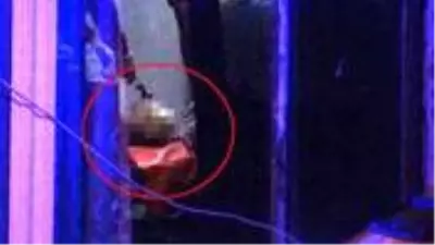 Tartıştığı babasını defalarca bıçakladı, komşularından ambulans çağırmasını istedi Tartıştığı babasını defalarca bıçakladı, komşularından ambulans çağırmasını istedi