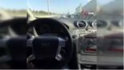 Trafiği tehlikeye attığı görüntüleri sosyal medyada paylaştı, yakayı ele verdi Trafiği tehlikeye attığı görüntüleri sosyal medyada paylaştı, yakayı ele verdi