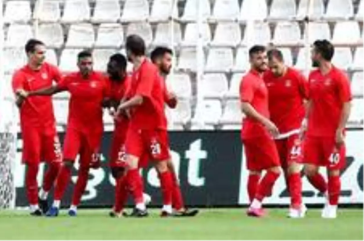 82 yıl önce kurulan Ümraniyespor, ismini değiştirdi