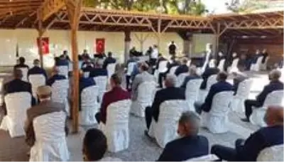 Vali Polat, Şefaatli'de muhtarlarla buluştu Vali Polat, Şefaatli'de muhtarlarla buluştu