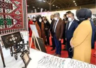 Van Büyükşehir Belediyesi stantlarına büyük ilgi Van Büyükşehir Belediyesi stantlarına büyük ilgi