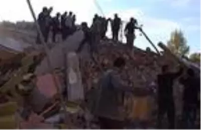 Van depreminde 9 yakınını kaybetti; '3 bin 285 gün oldu, acıda eksilen bir şey yok' Van depreminde 9 yakınını kaybetti; '3 bin 285 gün oldu, acıda eksilen bir şey yok'