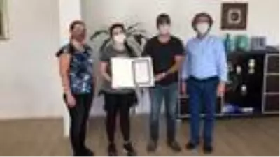 Son dakika haberleri: 4 yıl kadavra olarak kullanılan kadının cenazesi defnedildi Son dakika haberleri: 4 yıl kadavra olarak kullanılan kadının cenazesi defnedildi