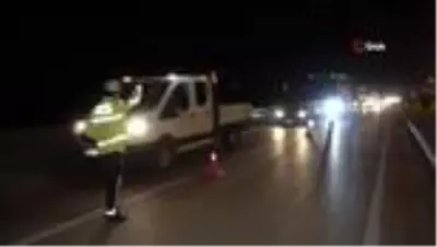 43 ilin geçiş güzergahında hafta sonu trafik yoğunluğu: Binlerce kişi yollara akın etti 43 ilin geçiş güzergahında hafta sonu trafik yoğunluğu: Binlerce kişi yollara akın etti