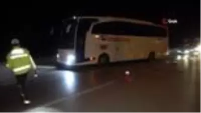 43 ilin geçiş güzergahında hafta sonu trafik yoğunluğu: Binlerce kişi yollara akın etti 43 ilin geçiş güzergahında hafta sonu trafik yoğunluğu: Binlerce kişi yollara akın etti