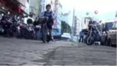Ağaç motorundan moto-bisiklet yaptı Ağaç motorundan moto-bisiklet yaptı
