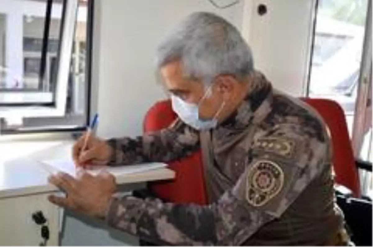 Ağrı Emniyet Müdürlüğü'nden Kızılay'a kan bağışı