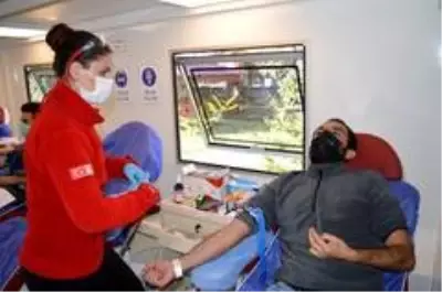 Ağrı Emniyet Müdürlüğü'nden Kızılay'a kan bağışı