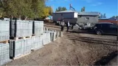 Akyaka'da mahalle araları yollar yapılıyor Akyaka'da mahalle araları yollar yapılıyor