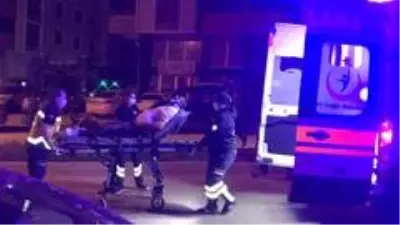 Alkollü sürücü park halindeki otomobile çarptı: 1 yaralı Alkollü sürücü park halindeki otomobile çarptı: 1 yaralı