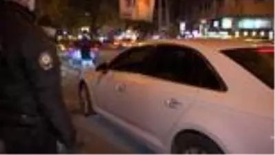 Ankara'da 750 polisin katılımıyla asayiş uygulaması yapıldı Ankara'da 750 polisin katılımıyla asayiş uygulaması yapıldı