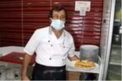 Balıklı pide kırmızı et sevmeyenlerin gözdesi oldu Balıklı pide kırmızı et sevmeyenlerin gözdesi oldu