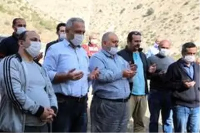Başkan Üçok bereket ve bolluk için kurban kesti Başkan Üçok bereket ve bolluk için kurban kesti