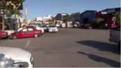 Başkent'te başlıkları kopan oksijen tüpleri dükkanlara fırladı: 1 yaralı Başkent'te başlıkları kopan oksijen tüpleri dükkanlara fırladı: 1 yaralı