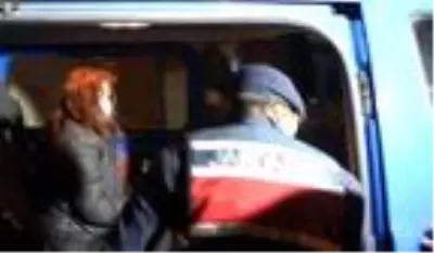 Son dakika haber! Birlikte yaşadığı eski kocasını öldürüp, cesedini tandırda yaktı (2) Son dakika haber! Birlikte yaşadığı eski kocasını öldürüp, cesedini tandırda yaktı (2)