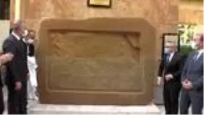 Bolkarlar'daki maden yazıtının replikası Niğde Müzesi'nde sergilenmeye başlandı Bolkarlar'daki maden yazıtının replikası Niğde Müzesi'nde sergilenmeye başlandı