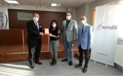 BUTGEM'den B Gazete'ye ödül BUTGEM'den B Gazete'ye ödül