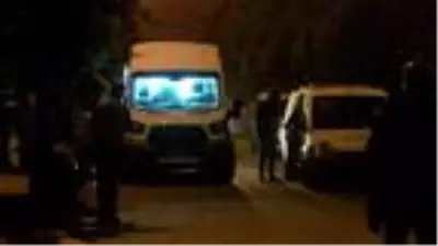 Son dakika haberi... Büyükçekmece'de bir villada İran uyruklu erkek öldürüldü Son dakika haberi... Büyükçekmece'de bir villada İran uyruklu erkek öldürüldü