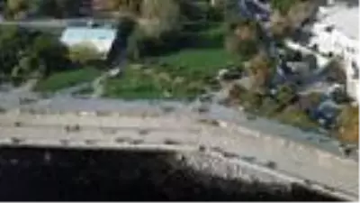 Caddebostan Sahili'nde dikkat çeken kalabalık Caddebostan Sahili'nde dikkat çeken kalabalık