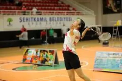Gaziantep'te 'Geleneksel Badminton Cumhuriyet Kupası' Gaziantep'te 'Geleneksel Badminton Cumhuriyet Kupası'