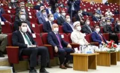 Diyanet İşleri Başkanı Erbaş, Ağrı'da akademisyenlere ve medrese hocalarına seslendi