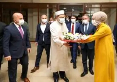 Diyanet İşleri Başkanı Erbaş, Ağrı'da akademisyenlere ve medrese hocalarına seslendi