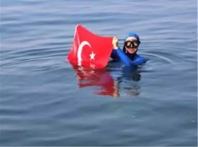 Özel - Dünya rekortmeni Şahika Ercümen Kocaeli'de balık çeşitliliğine hayran kaldı Özel - Dünya rekortmeni Şahika Ercümen Kocaeli'de balık çeşitliliğine hayran kaldı