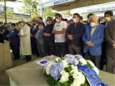 Düşen eğitim uçağının pilotu son yolculuğuna uğurlandı Düşen eğitim uçağının pilotu son yolculuğuna uğurlandı