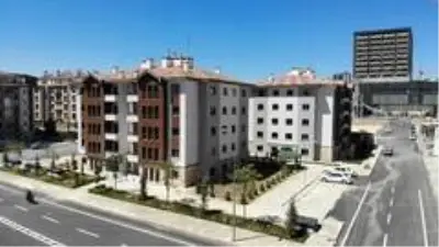 Elazığ'da ilk biten deprem konutları hak sahiplerine teslim edilmeye başladı Elazığ'da ilk biten deprem konutları hak sahiplerine teslim edilmeye başladı