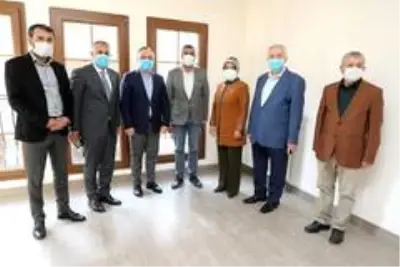 Elazığ'da ilk biten deprem konutları hak sahiplerine teslim edilmeye başladı Elazığ'da ilk biten deprem konutları hak sahiplerine teslim edilmeye başladı