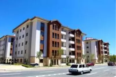 Elazığ'da ilk biten deprem konutları hak sahiplerine teslim edilmeye başladı Elazığ'da ilk biten deprem konutları hak sahiplerine teslim edilmeye başladı