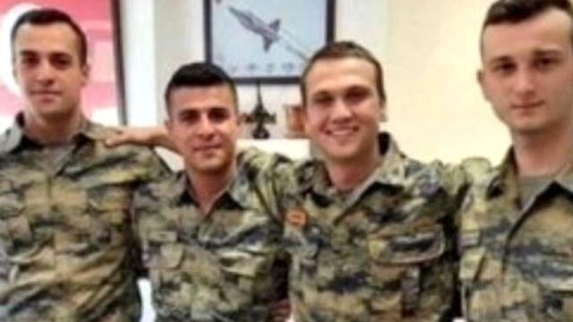 Ermenistan Radyosu Serdar Ortaç'ın ardından Tarkan'ı da öldürülen Azerbaycan askeri olarak servis etti