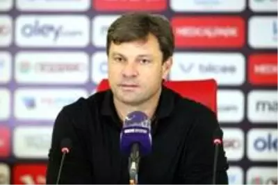 Ertuğrul Sağlam: 'Bu önemli dönüm maçını geçtiğimiz için mutluyum' Ertuğrul Sağlam: 'Bu önemli dönüm maçını geçtiğimiz için mutluyum'