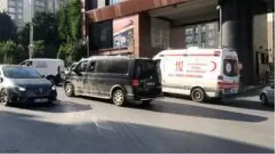 Taksiciler arasındaki 'yolcu alma' kavgası kanlı bitti Taksiciler arasındaki 'yolcu alma' kavgası kanlı bitti